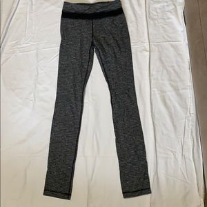 Lululemon Leggings- Size 6